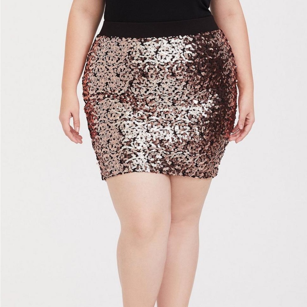 NWT Torrid Gold Sequin pencil skirt 2X